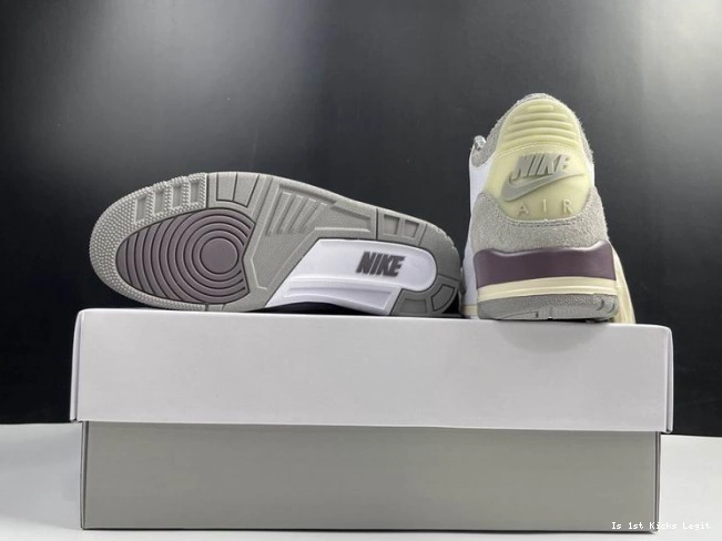 3 Maniere DH3434-110 (W) A Retro Ma Jordan 0708